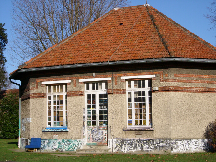 Entr&eacute;e de l'Atelier du Non-faire